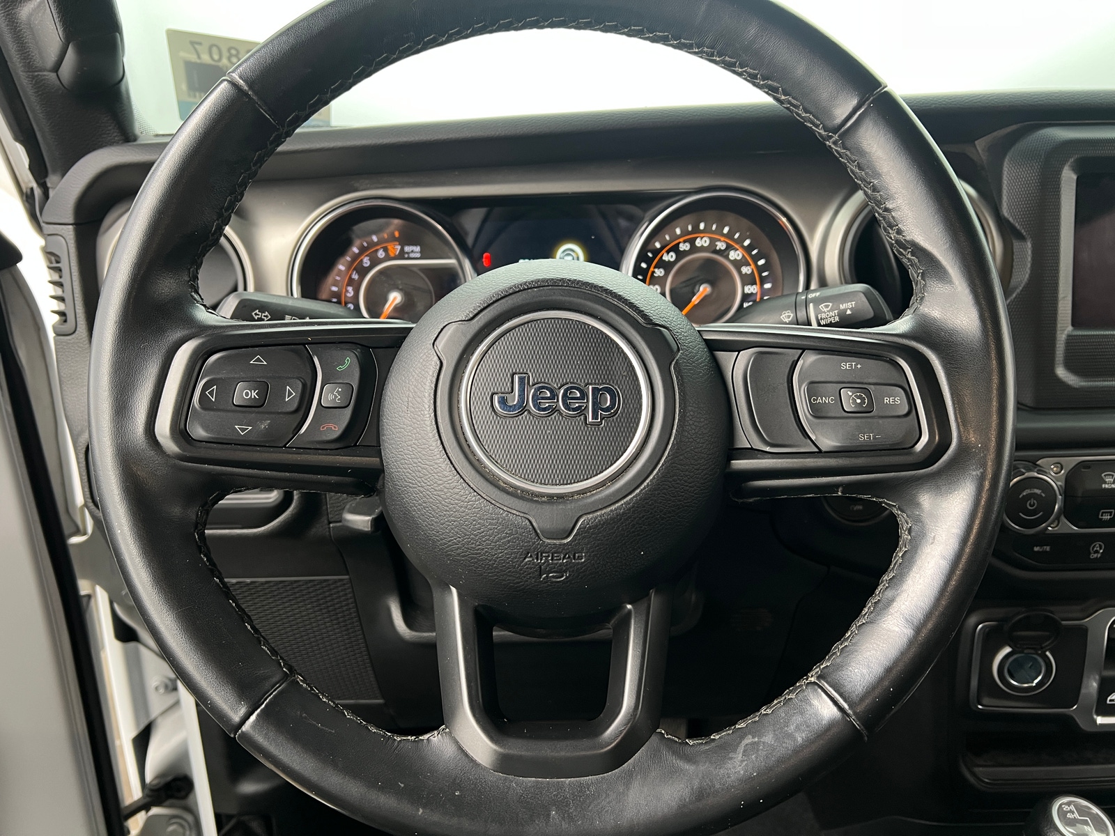 Thumbnail: 2021 Jeep Wrangler - 5