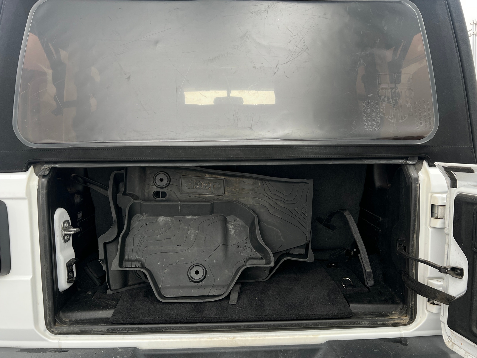 Thumbnail: 2021 Jeep Wrangler - 7