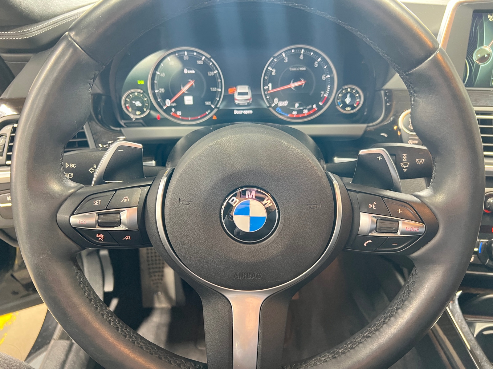 Thumbnail: 2015 BMW 6 Series - 4