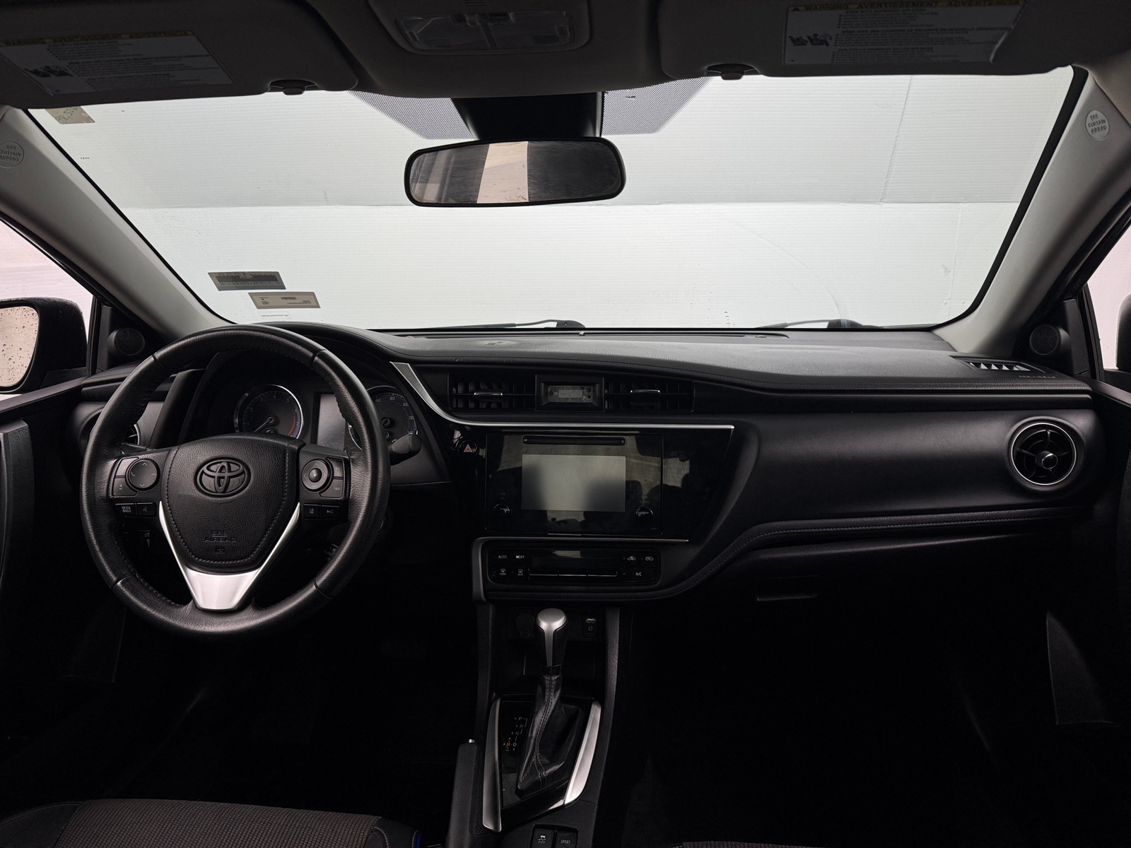 Thumbnail: 2018 Toyota Corolla - 3