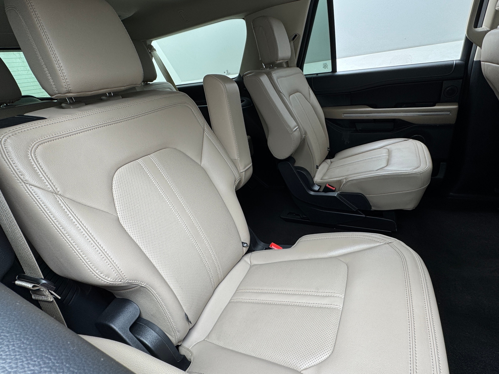 Thumbnail: 2022 Ford Expedition MAX - 5