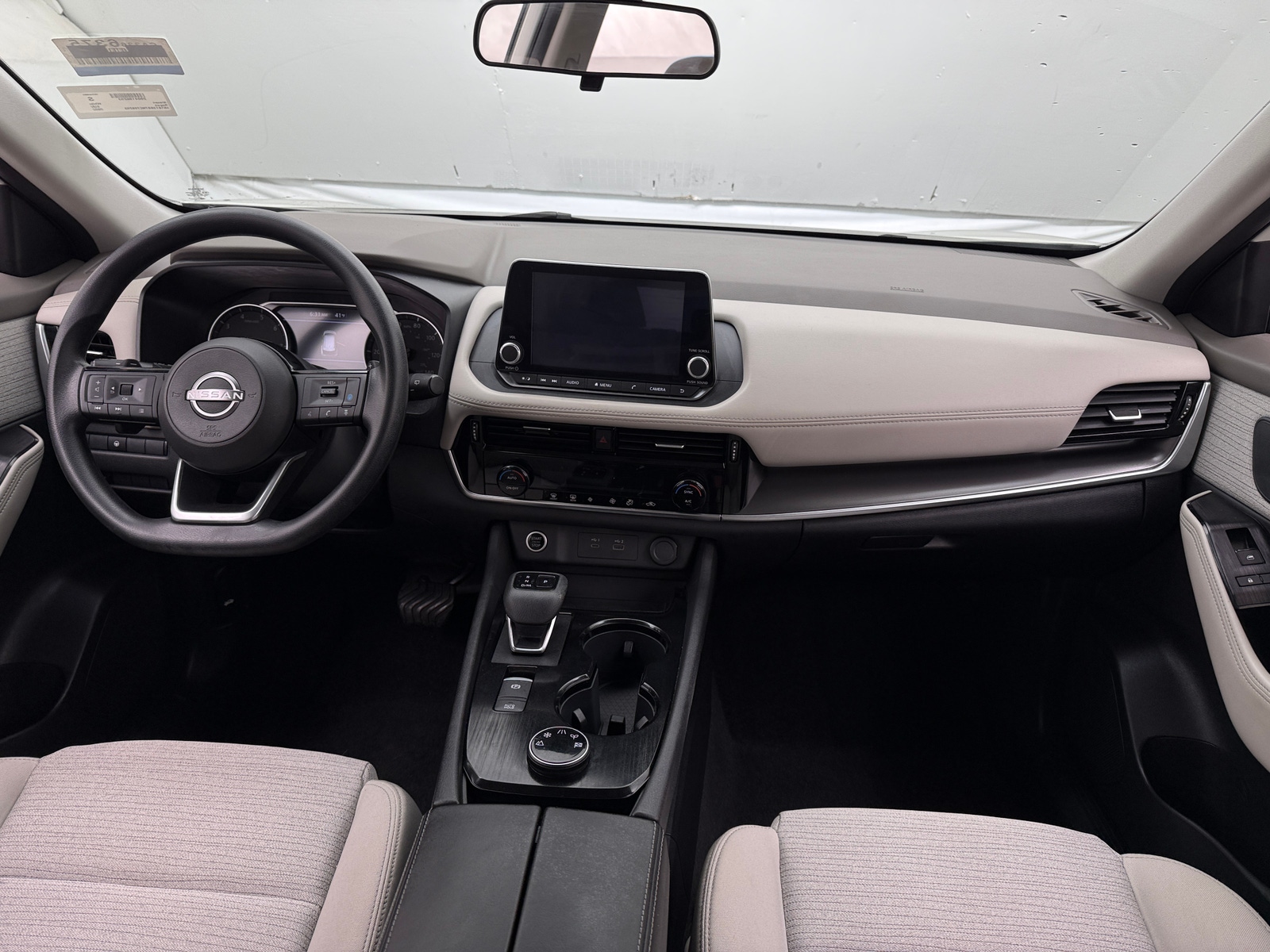 Thumbnail: 2022 Nissan Rogue - 3