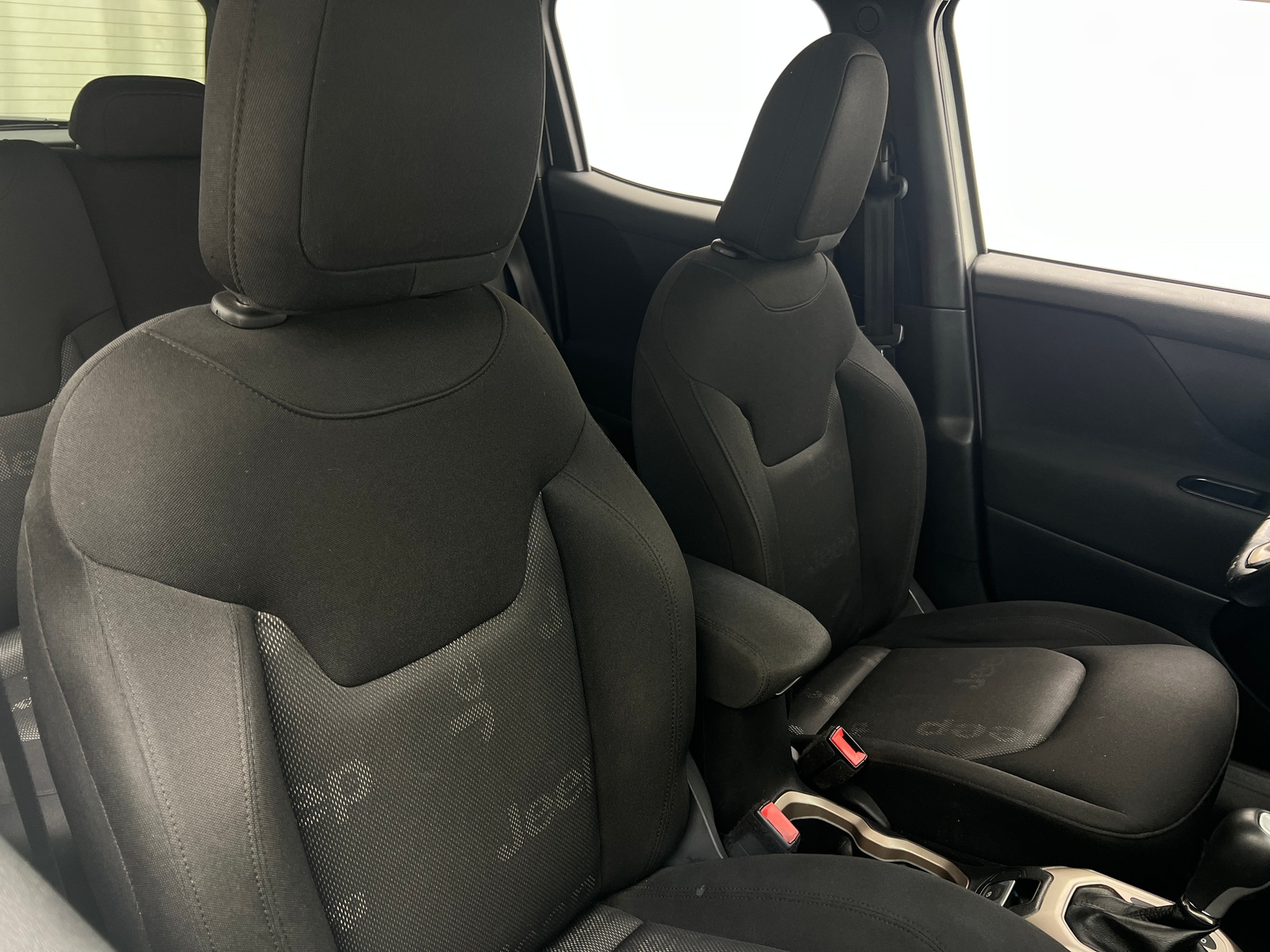 Thumbnail: 2016 Jeep Renegade - 2