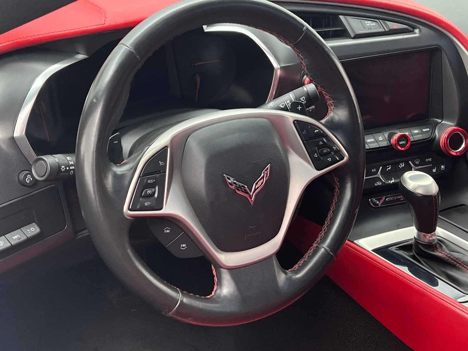 Thumbnail: 2014 Chevrolet Corvette - 3