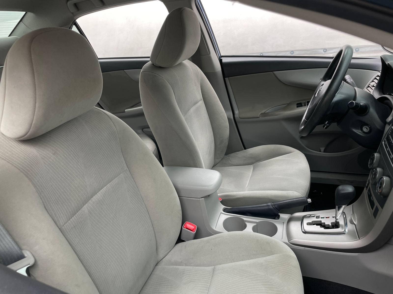 Thumbnail: 2012 Toyota Corolla - 2