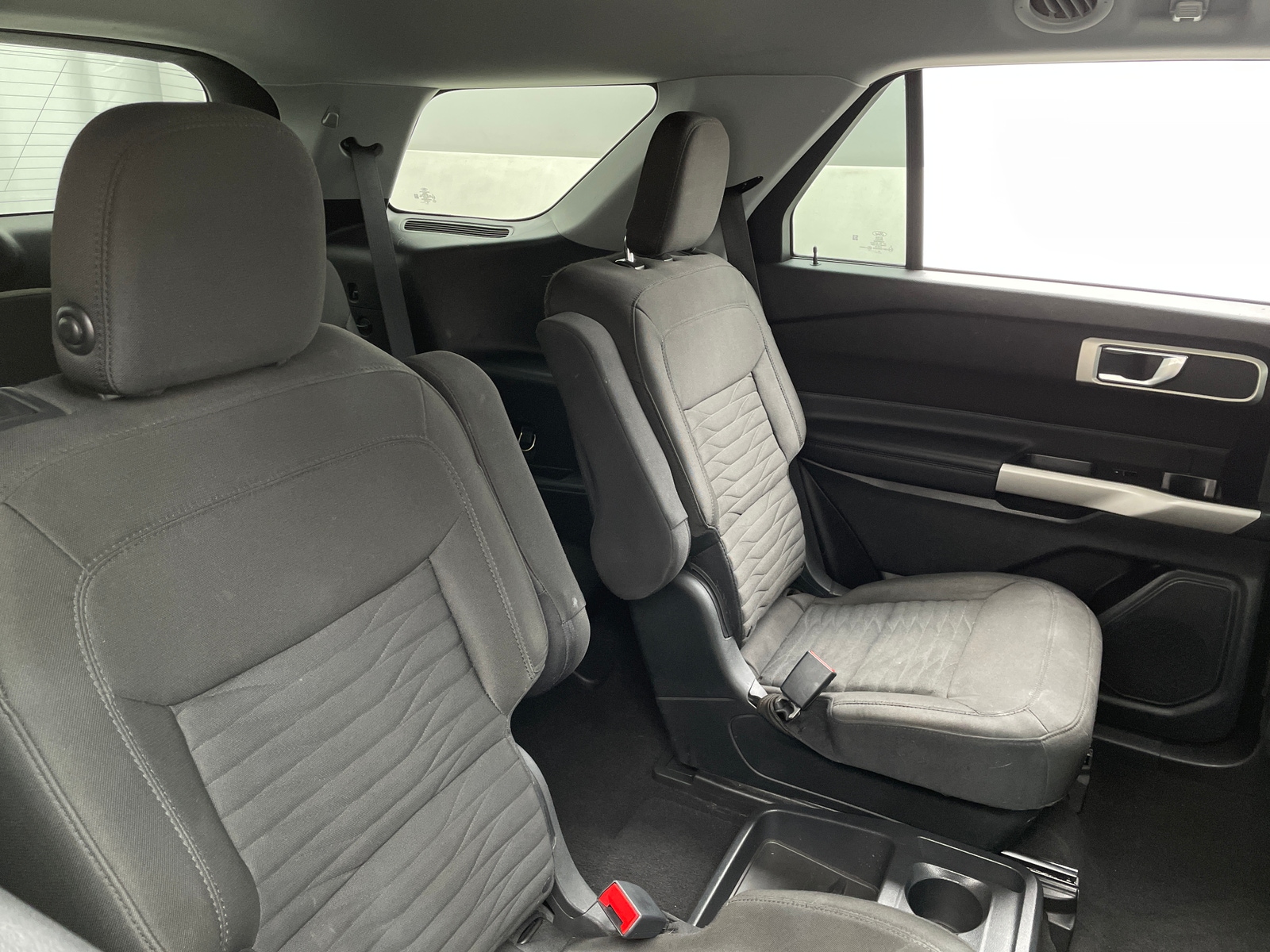 Thumbnail: 2020 Ford Explorer - 6