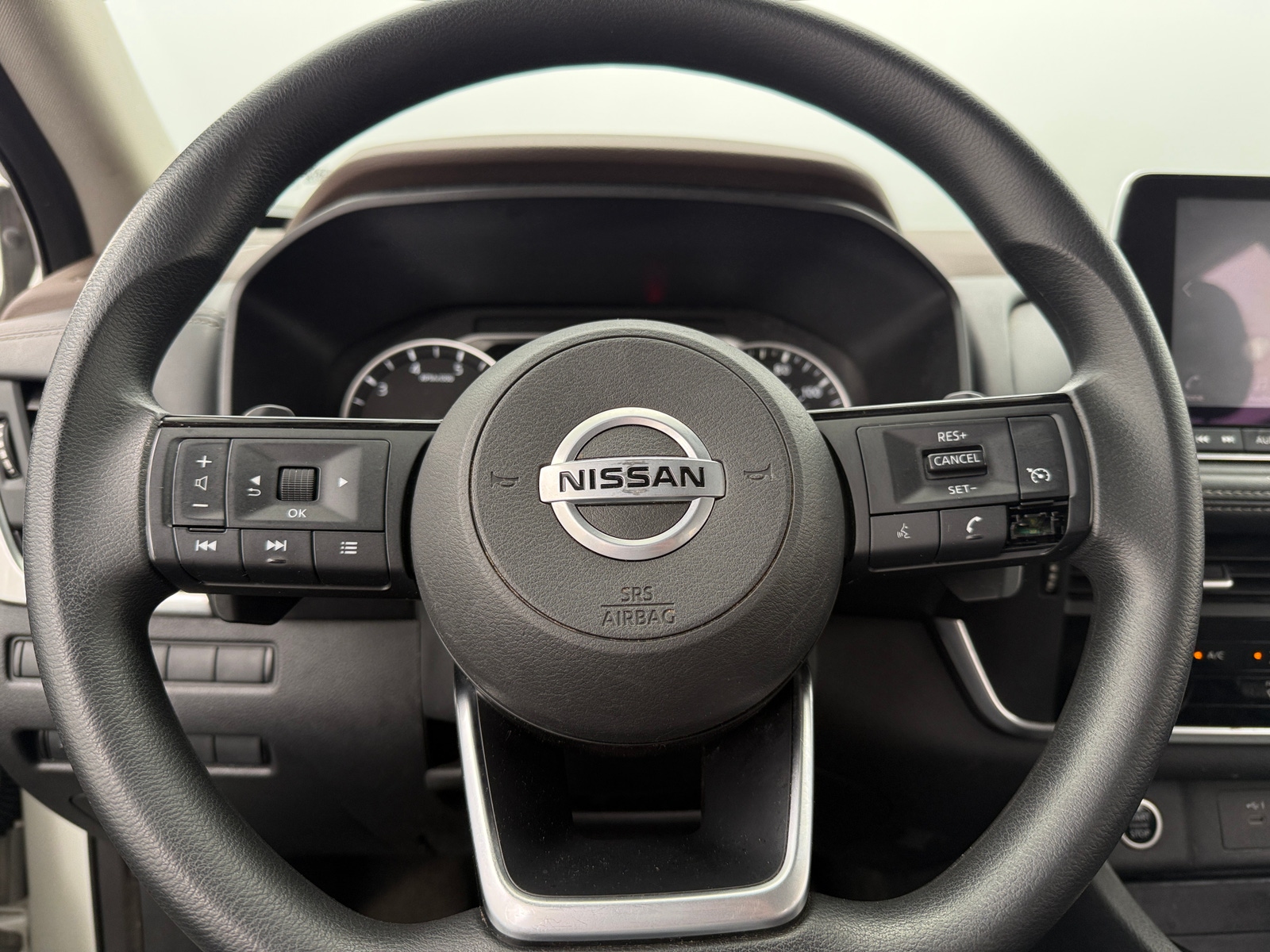 Thumbnail: 2021 Nissan Rogue - 5