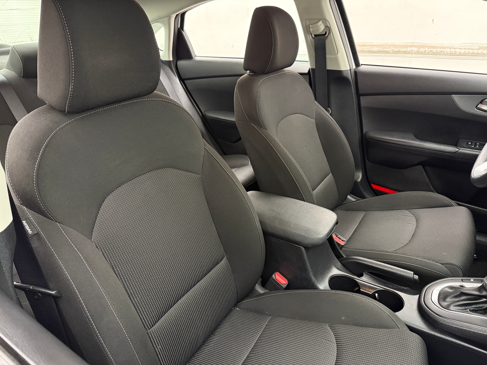 Thumbnail: 2021 Kia Forte - 2