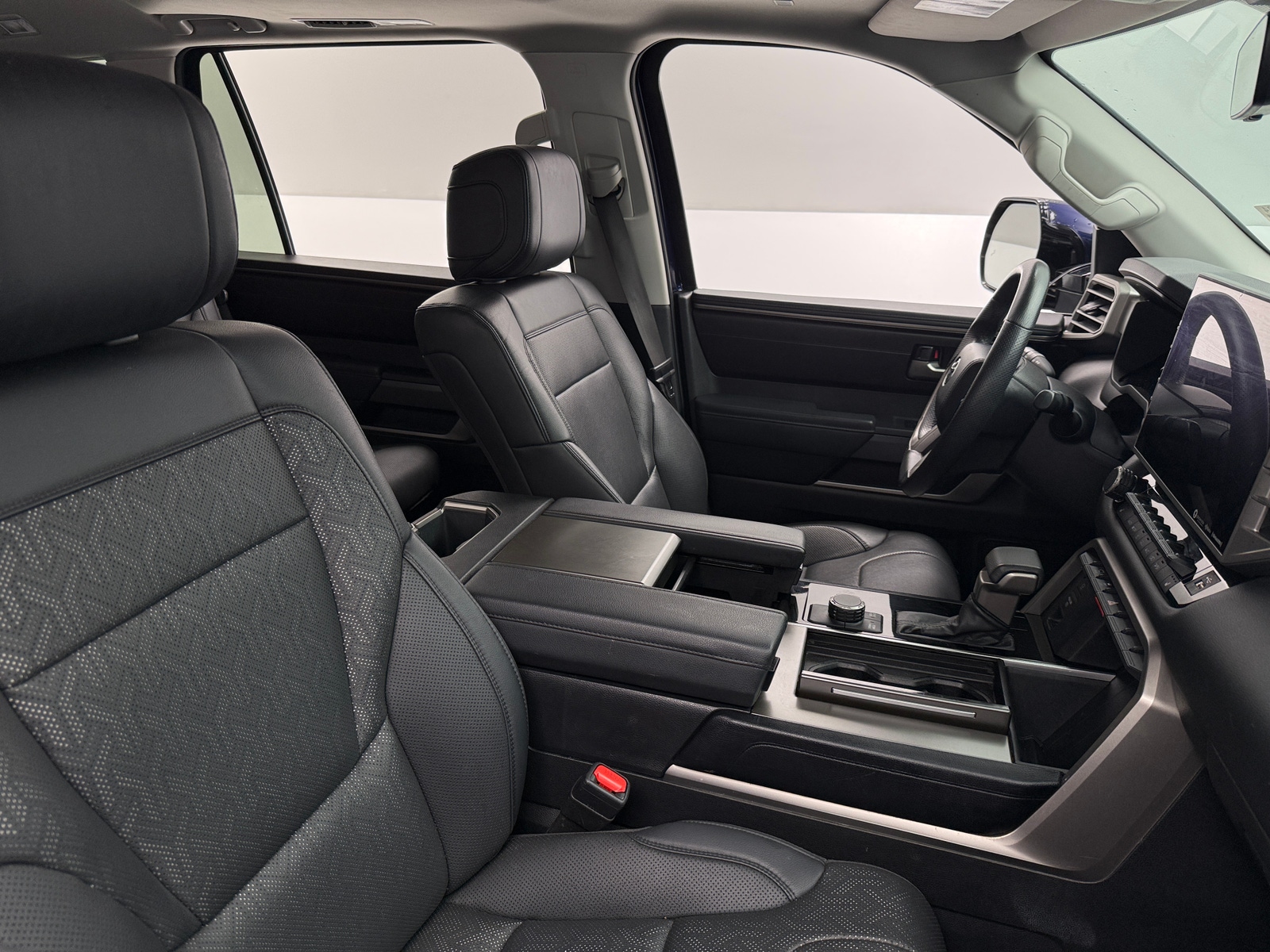 Thumbnail: 2023 Toyota Sequoia - 2