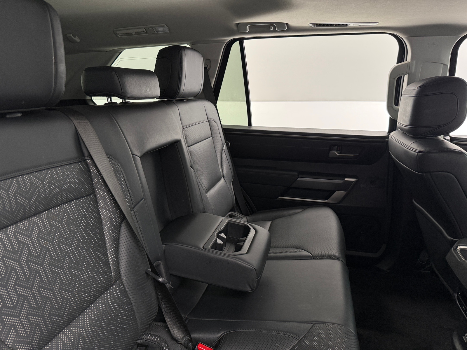 Thumbnail: 2023 Toyota Sequoia - 6