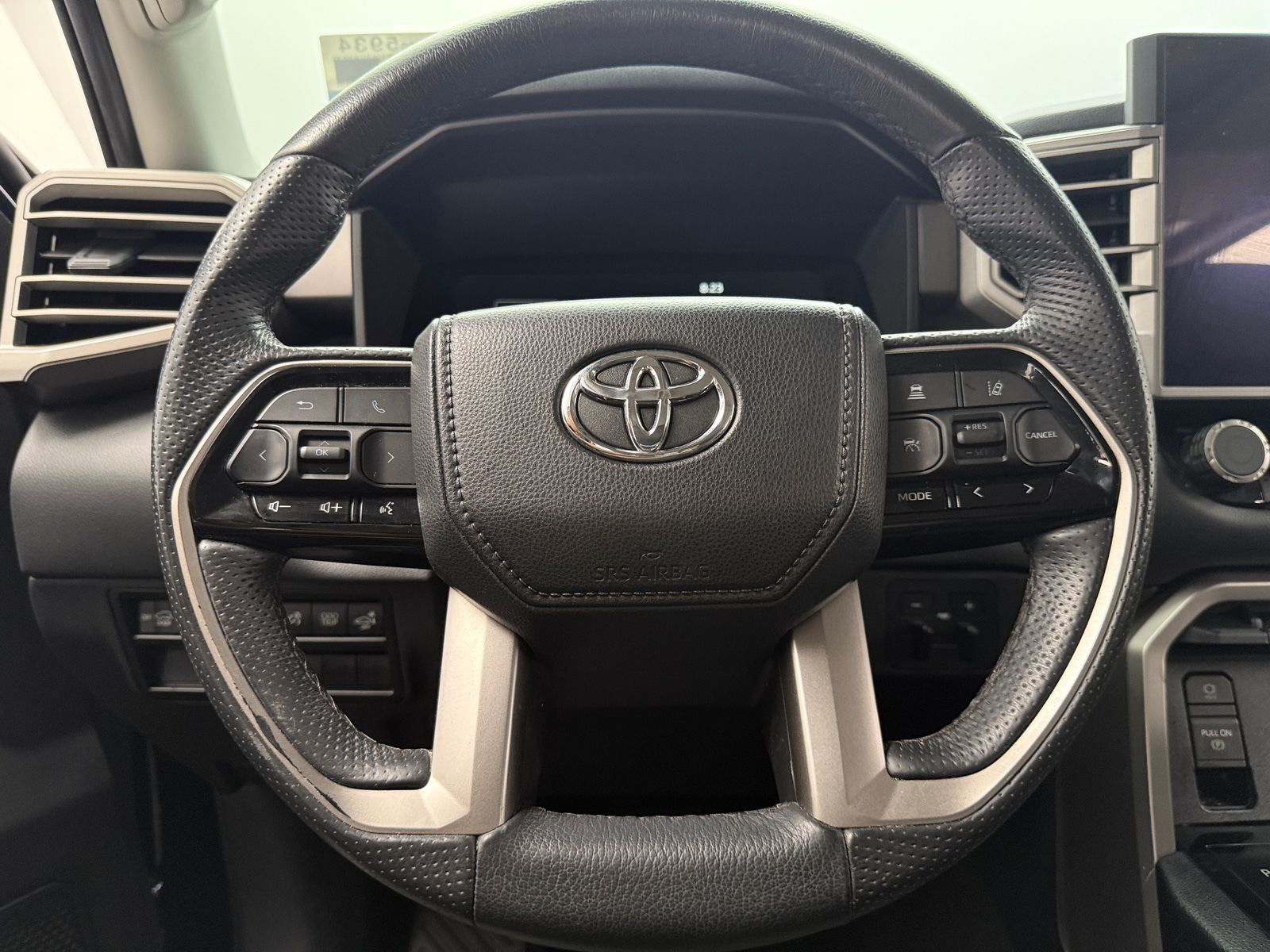 Thumbnail: 2023 Toyota Sequoia - 5