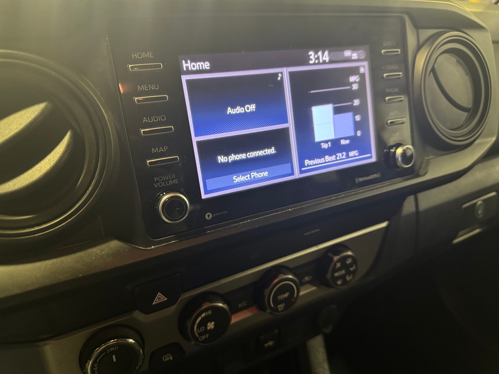 Thumbnail: 2020 Toyota Tacoma - 4