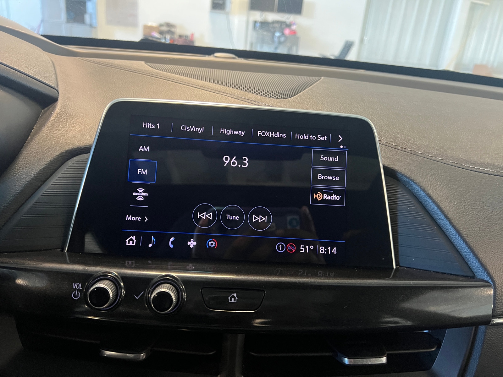 Thumbnail: 2023 Cadillac CT4 - 3