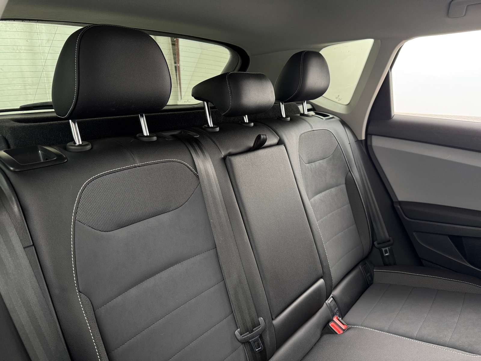 Thumbnail: 2022 Volkswagen Taos - 5