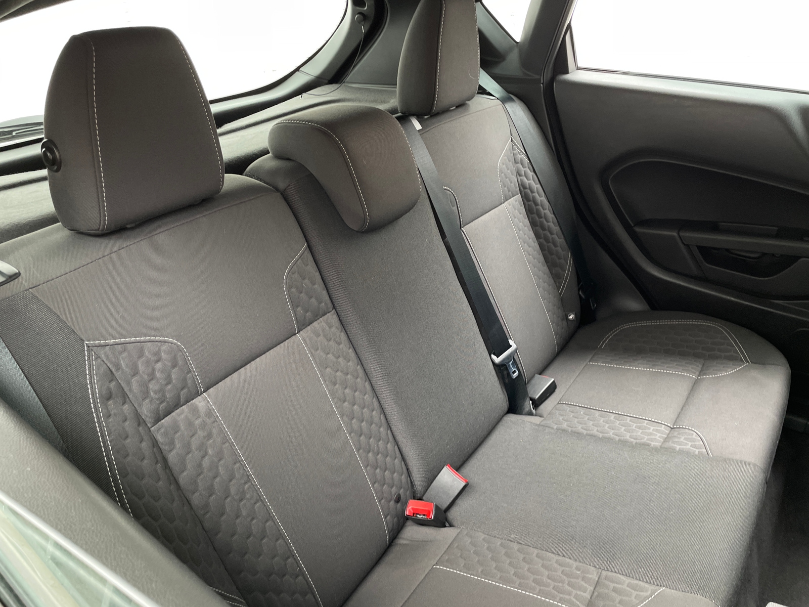 Thumbnail: 2017 Ford Fiesta - 6