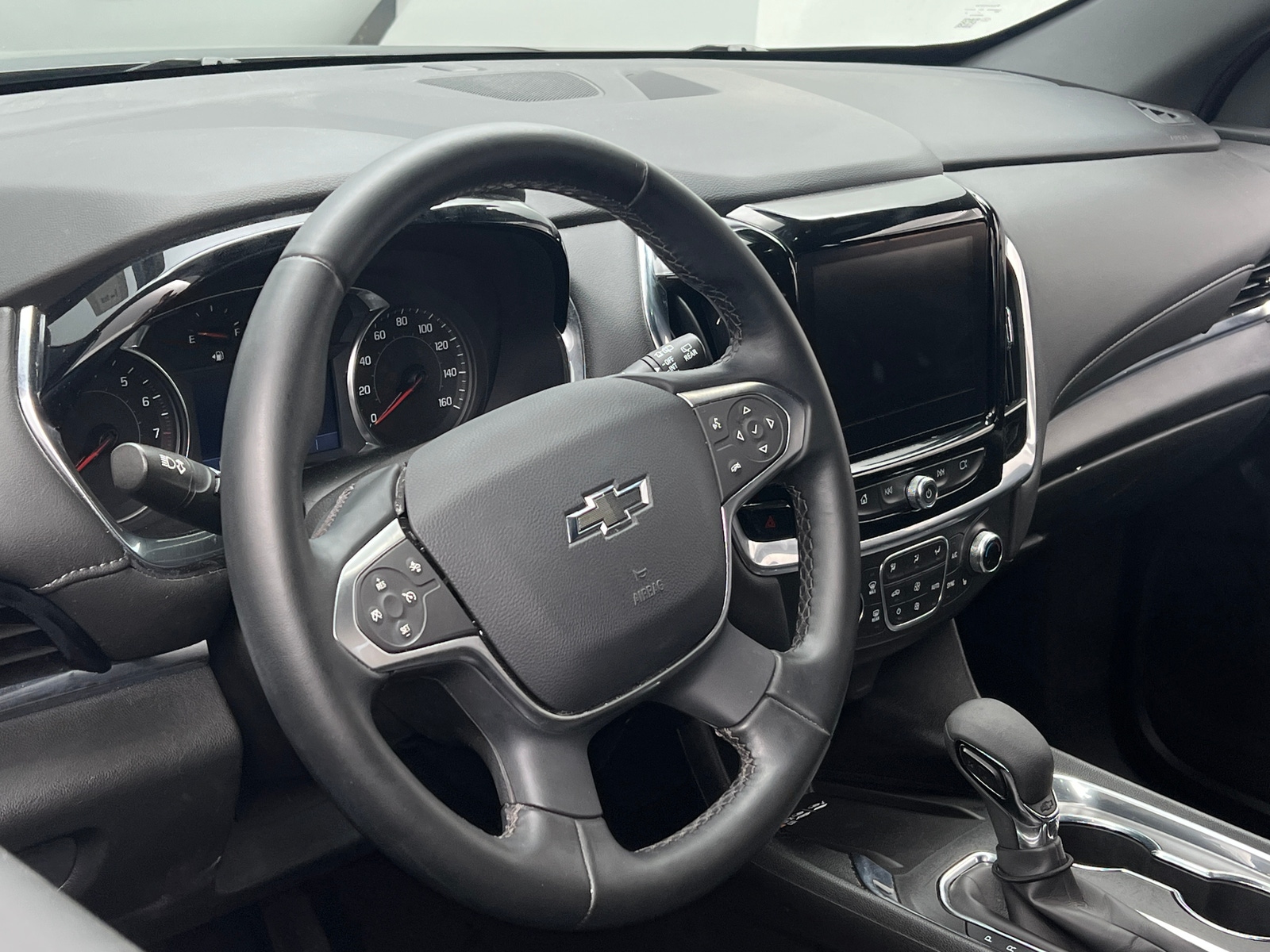 Thumbnail: 2023 Chevrolet Traverse - 5