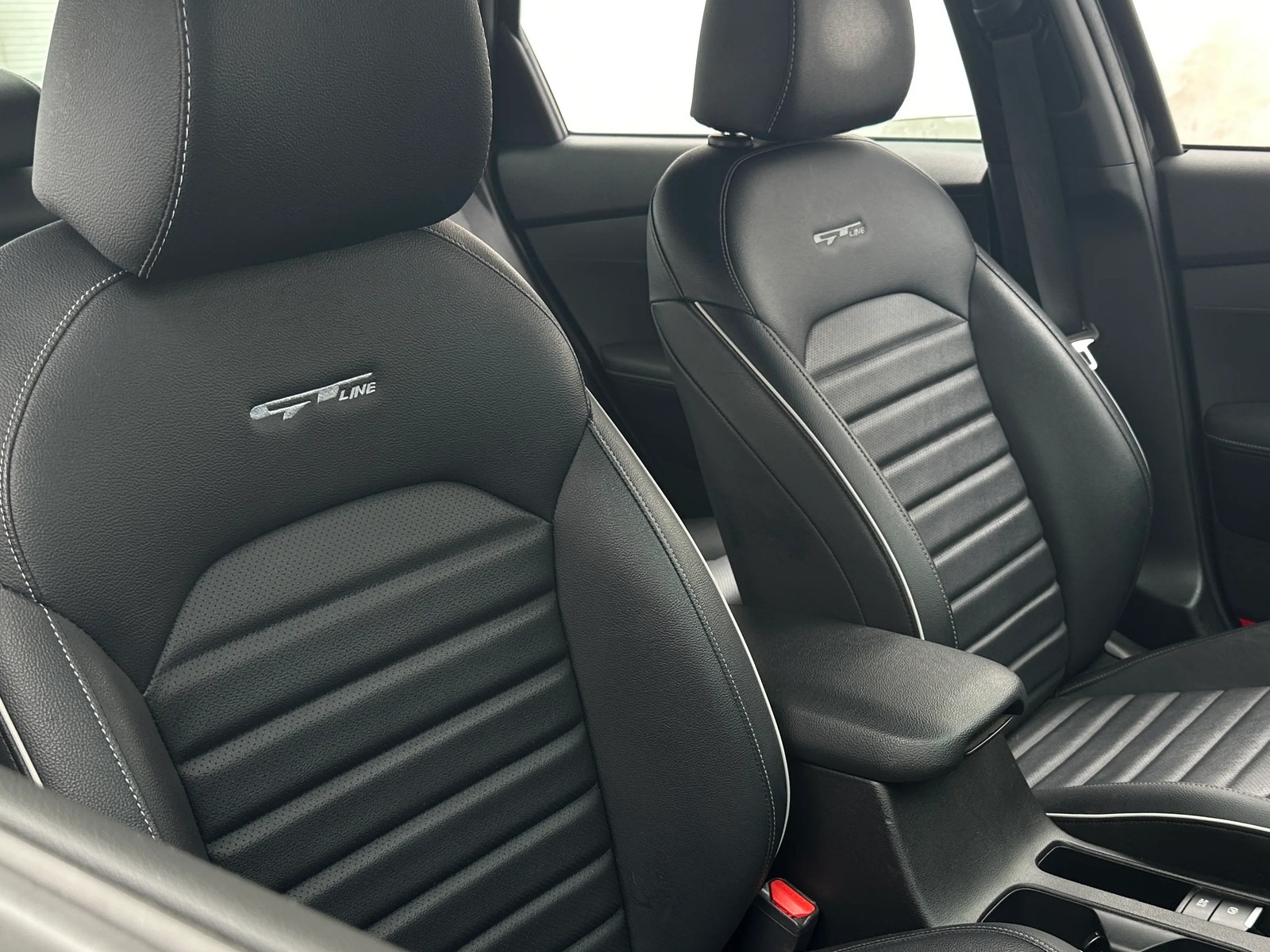 Thumbnail: 2023 Kia Forte - 2