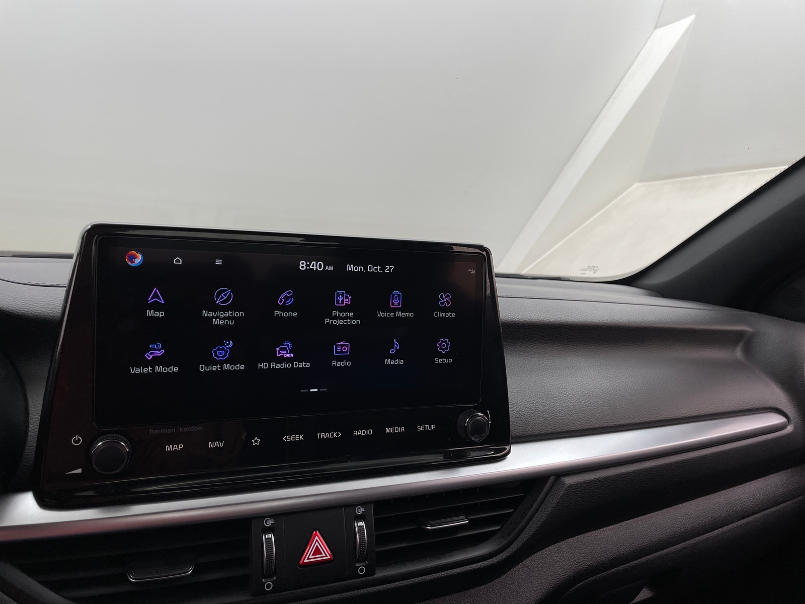 Thumbnail: 2023 Kia Forte - 4