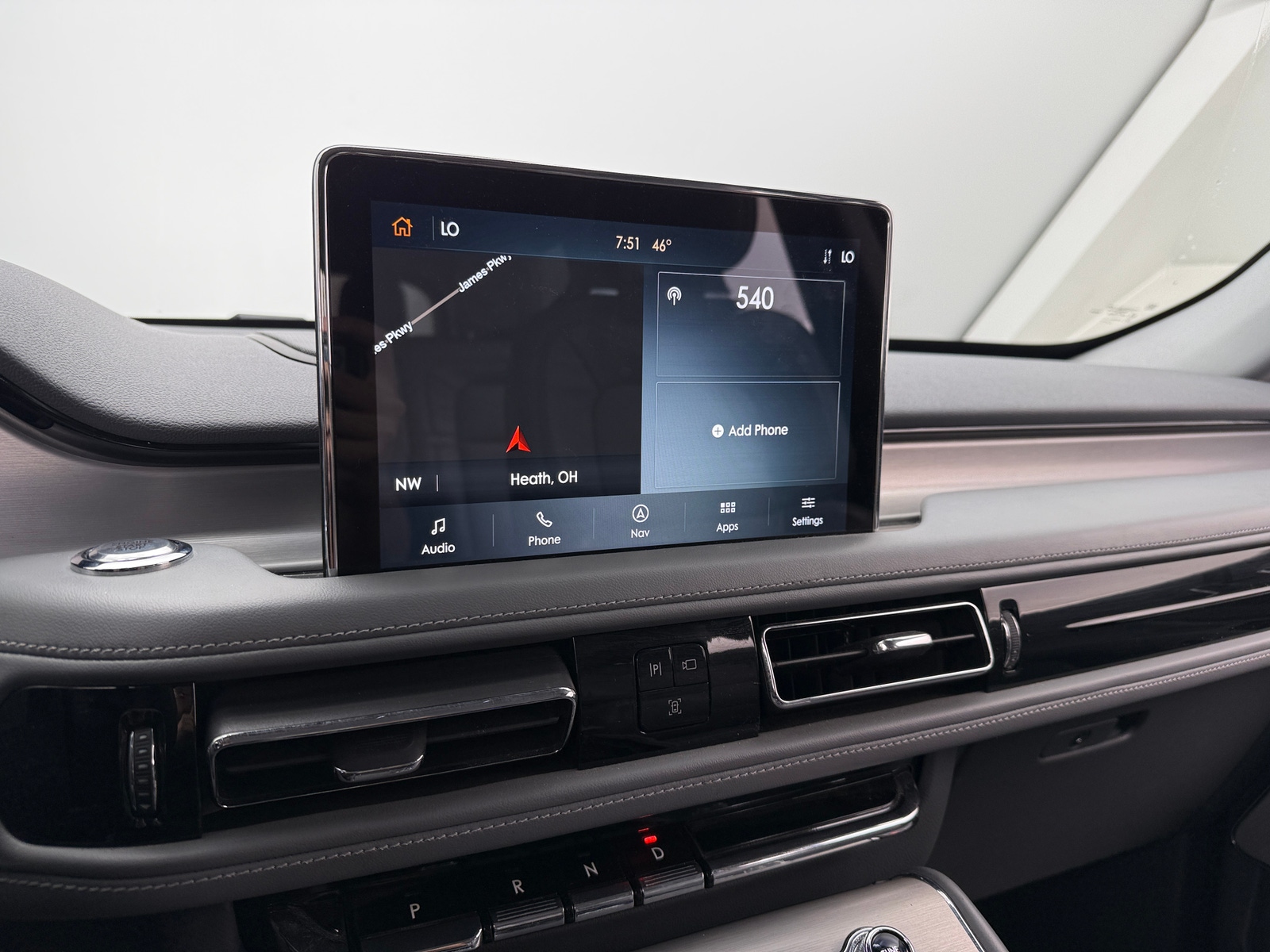 Thumbnail: 2020 Lincoln Aviator - 3