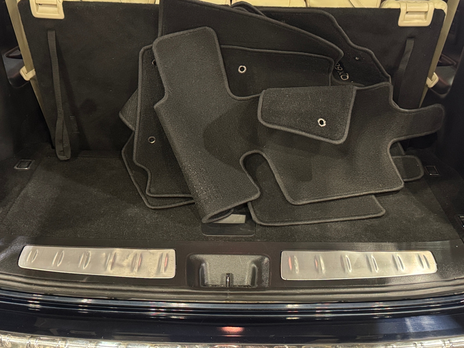 Thumbnail: 2019 INFINITI QX60 - 6