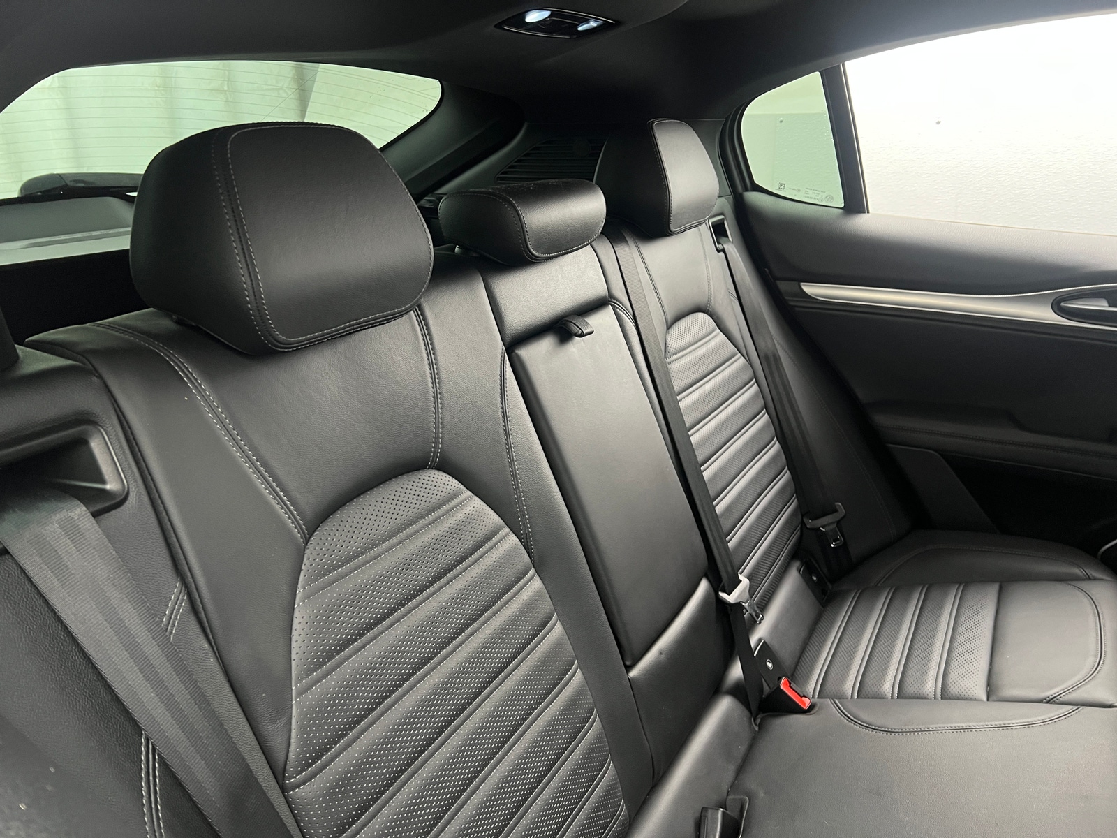 Thumbnail: 2020 Alfa Romeo Stelvio - 5