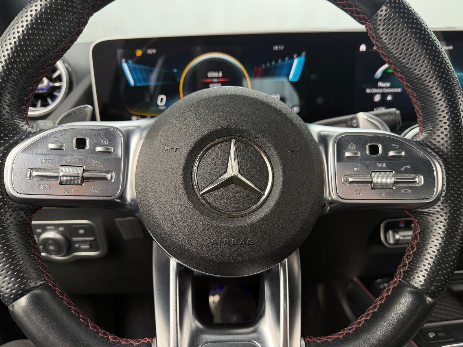 Thumbnail: 2021 Mercedes-Benz GLA - 4