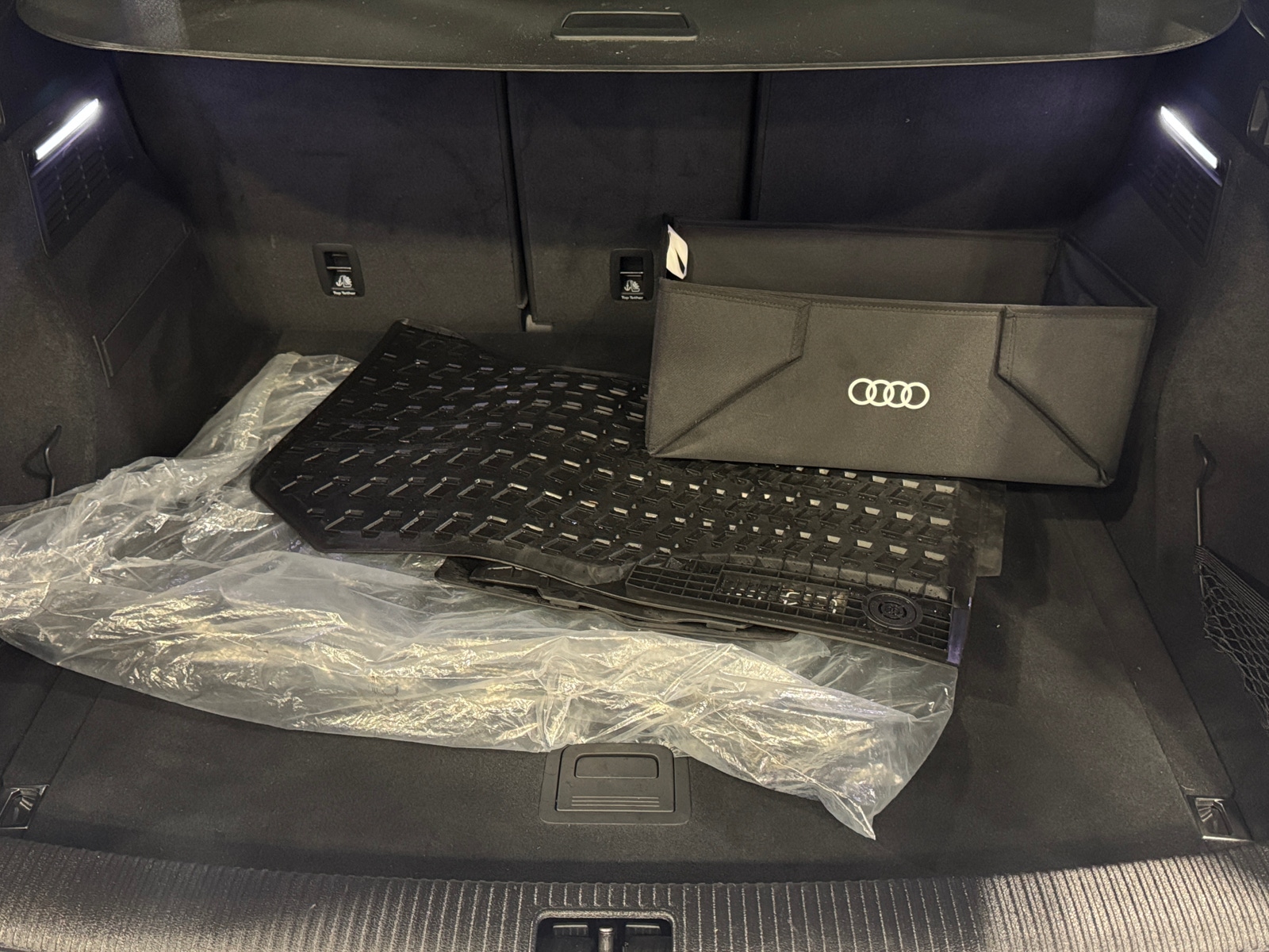 Thumbnail: 2023 Audi Q5 - 6