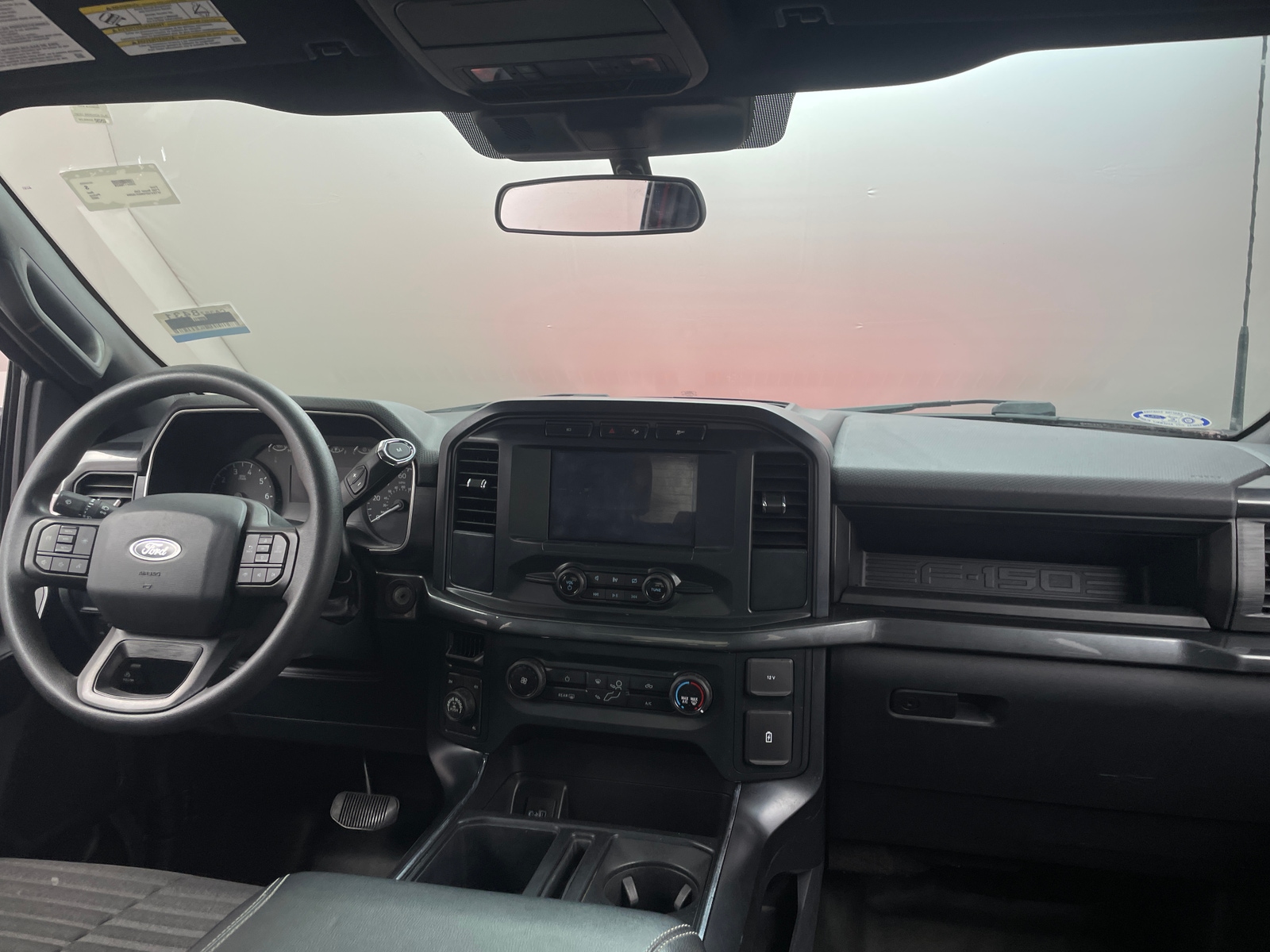 Thumbnail: 2022 Ford Econoline - 3