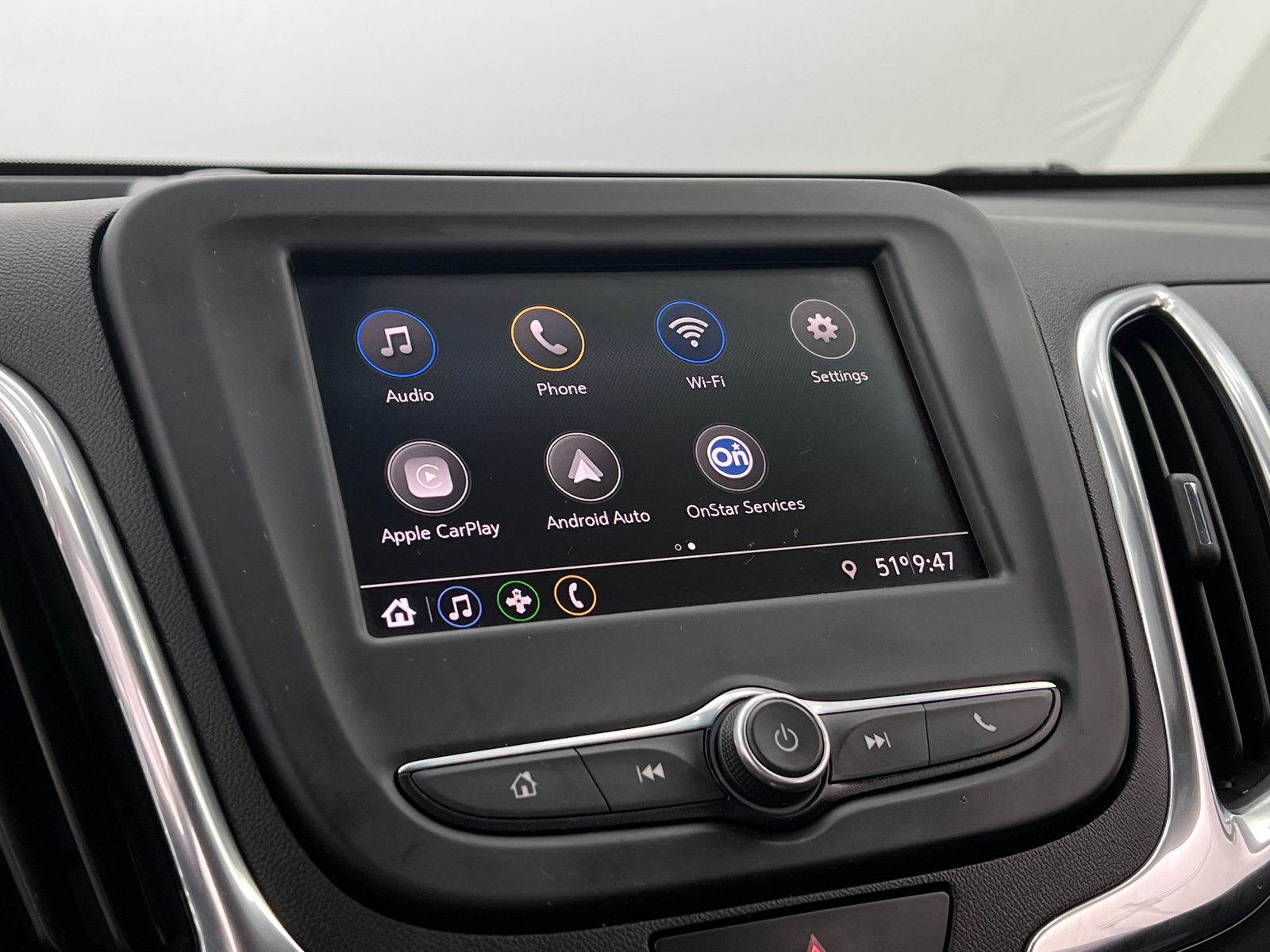 Thumbnail: 2020 Chevrolet Equinox - 4