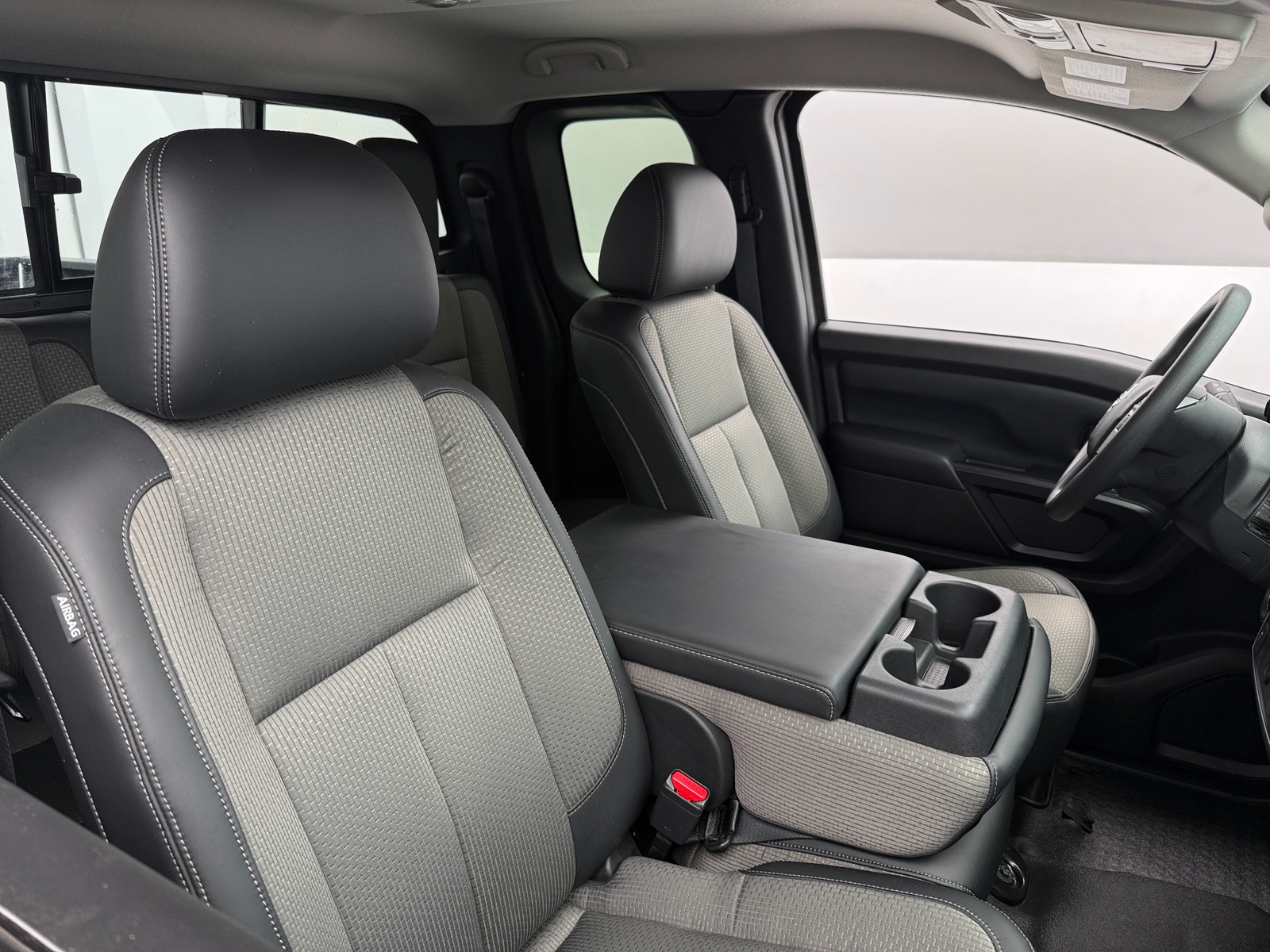 Thumbnail: 2017 Nissan Titan - 2