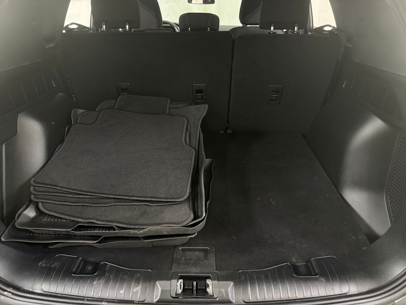 Thumbnail: 2025 Ford Escape - 7