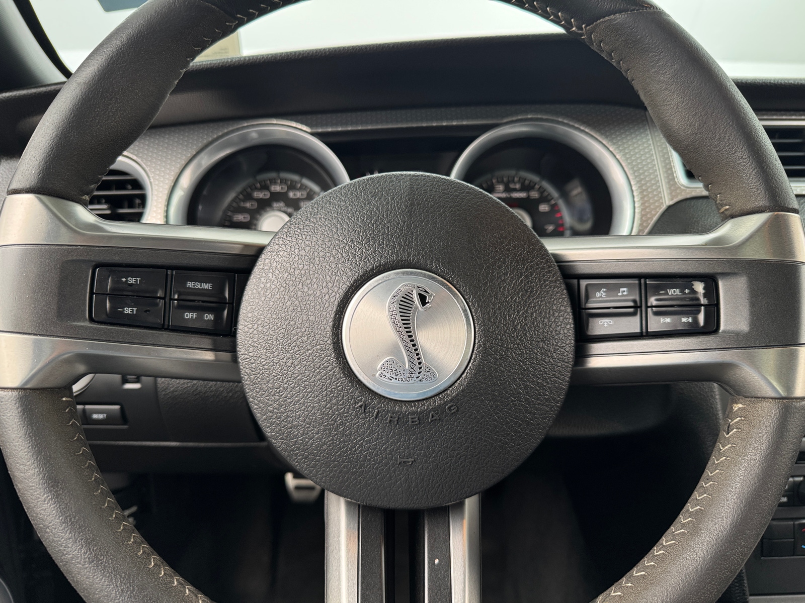 Thumbnail: 2011 Ford Mustang - 3