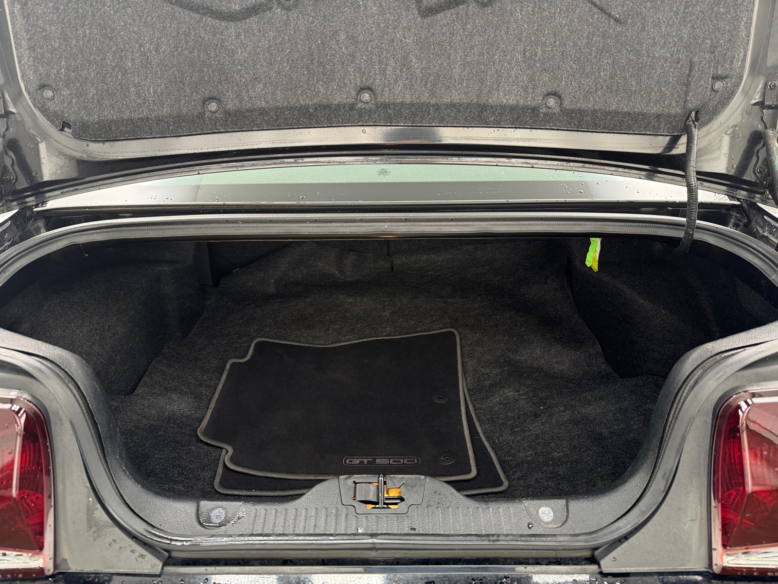 Thumbnail: 2011 Ford Mustang - 5