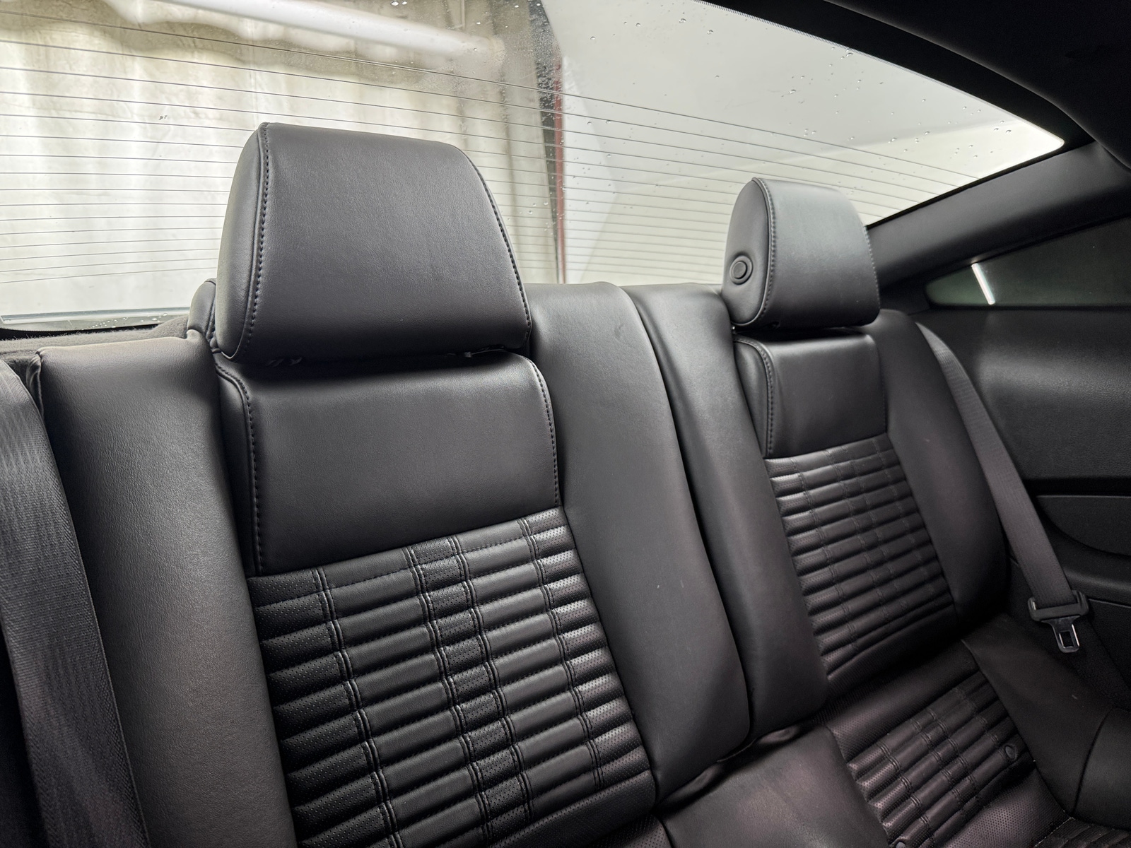 Thumbnail: 2011 Ford Mustang - 4