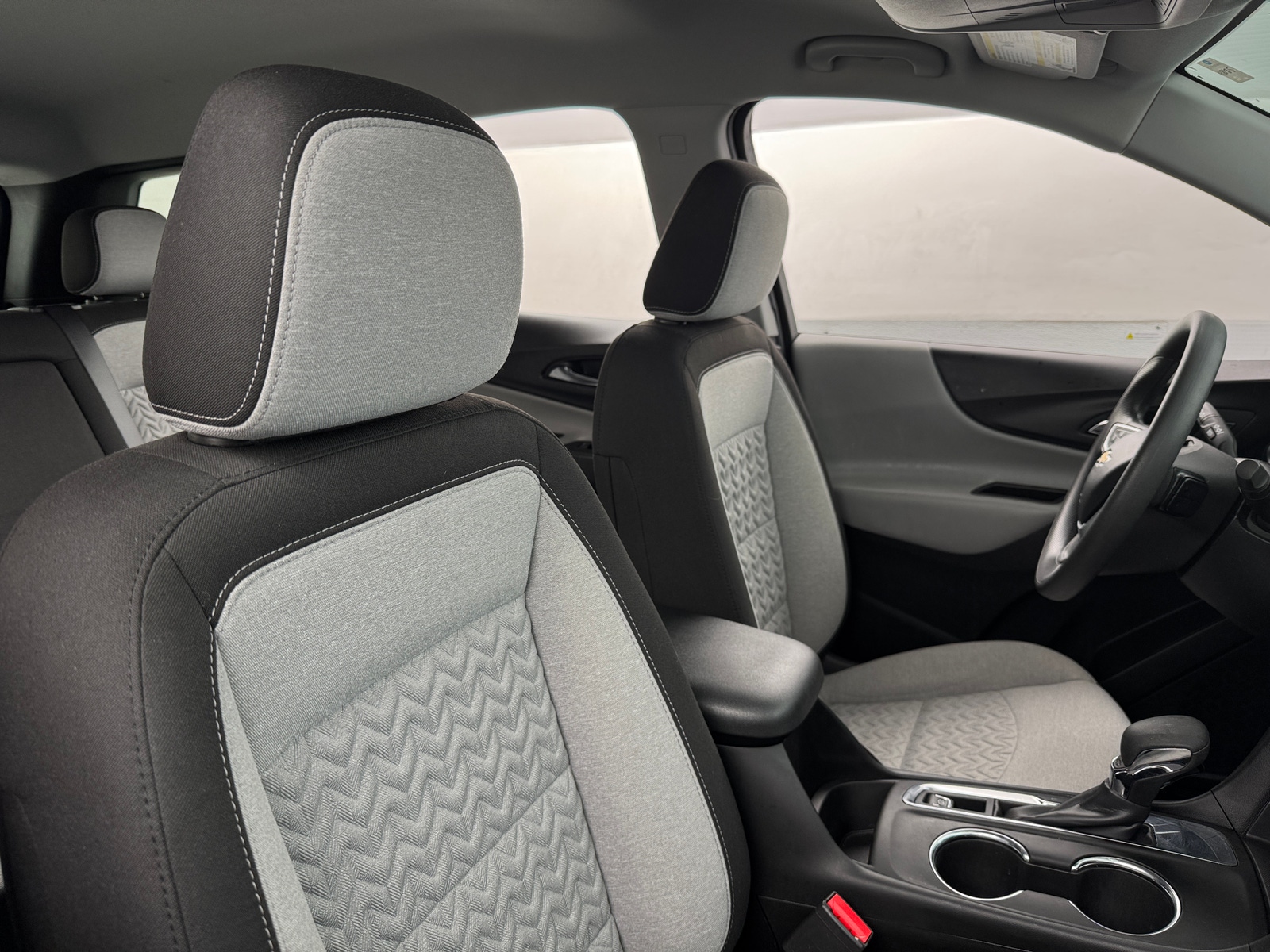 Thumbnail: 2022 Chevrolet Equinox - 2