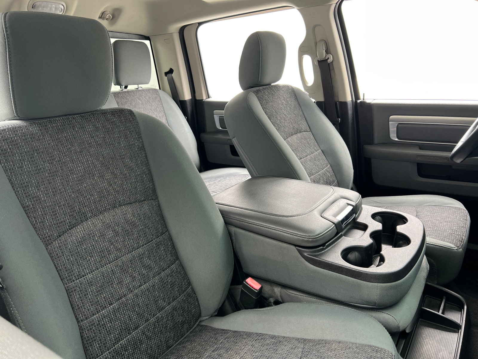 Thumbnail: 2019 RAM 1500 Classic - 2