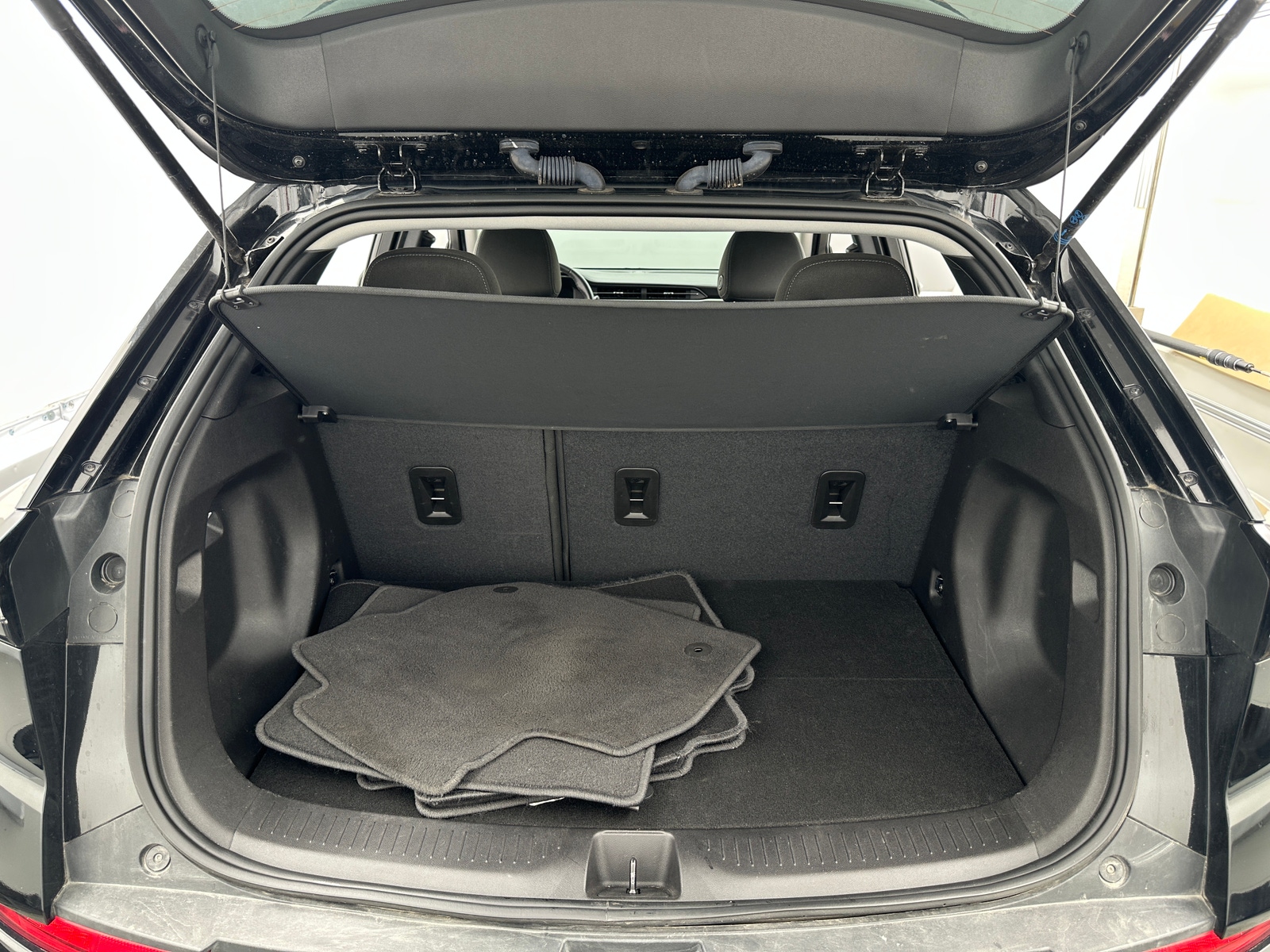 Thumbnail: 2023 Chevrolet Bolt EUV - 7