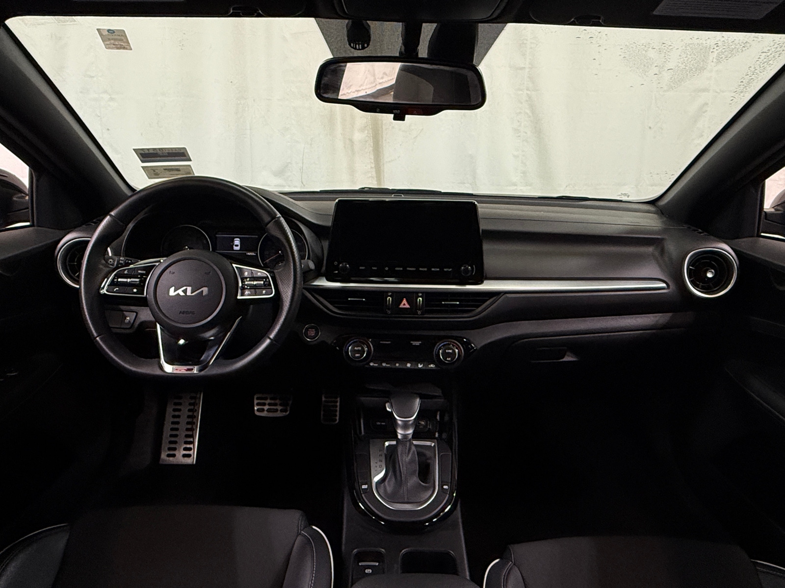 Thumbnail: 2024 Kia Forte - 3