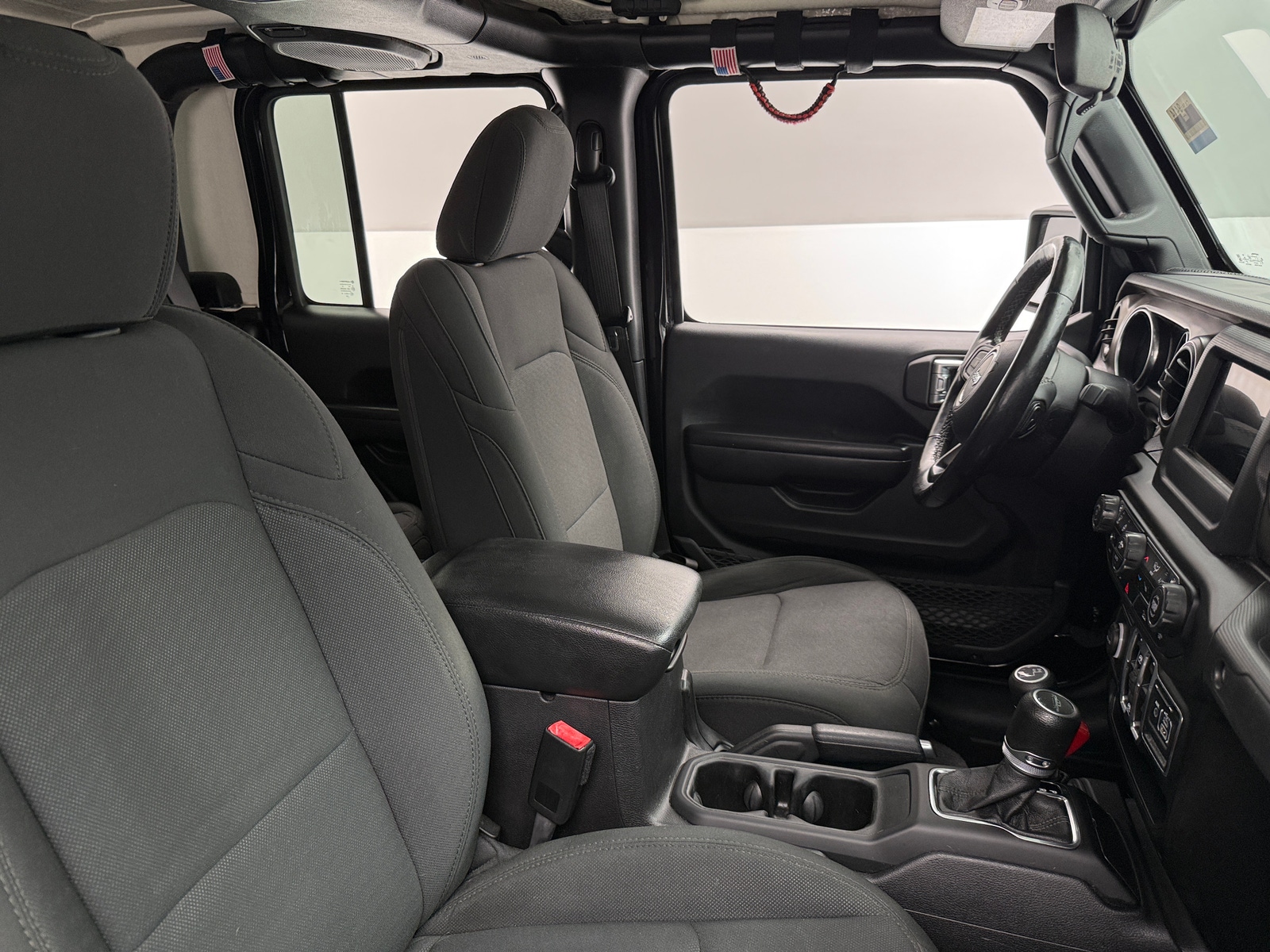 Thumbnail: 2020 Jeep Gladiator - 2