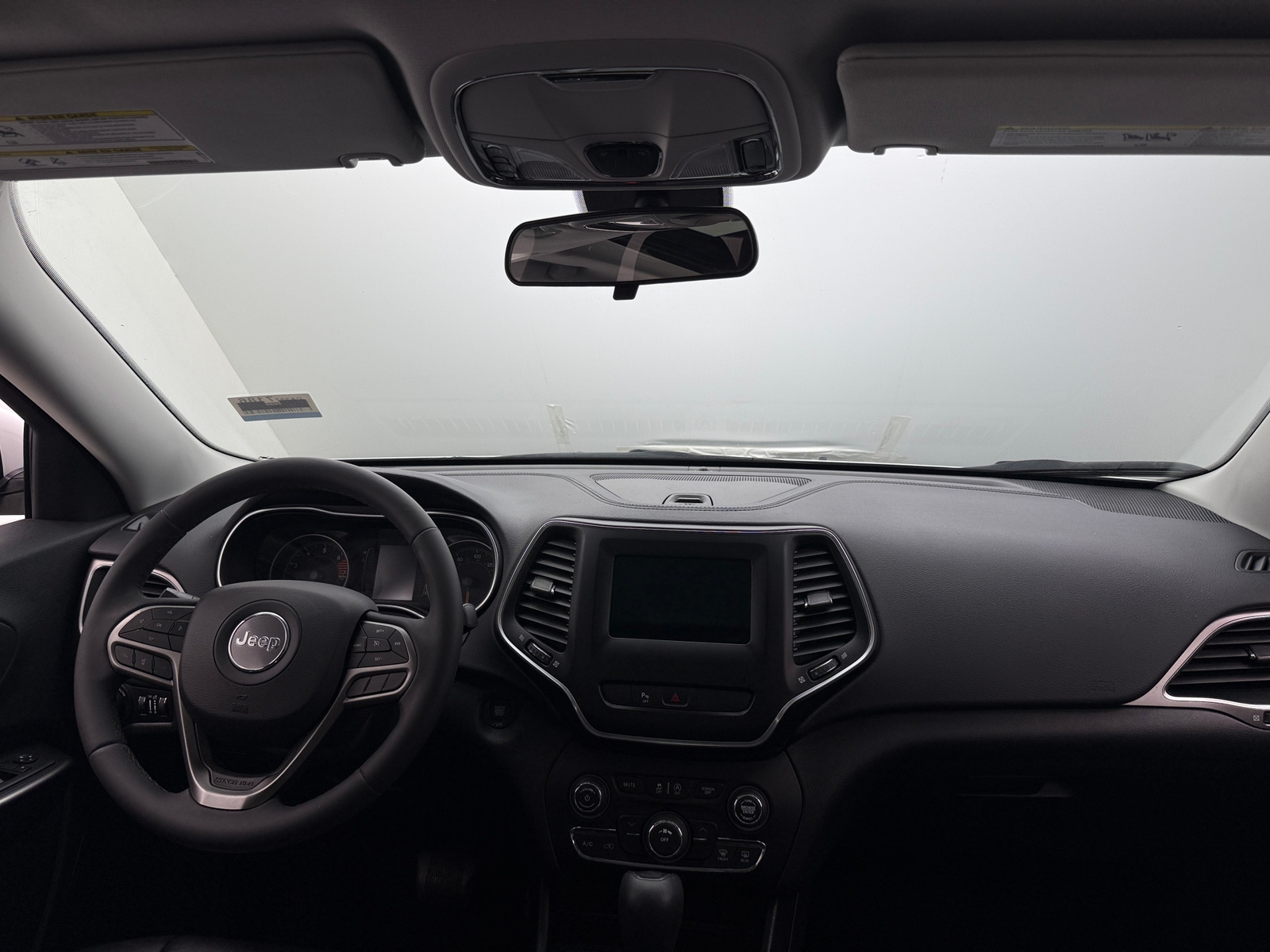 Thumbnail: 2020 Jeep Cherokee - 3