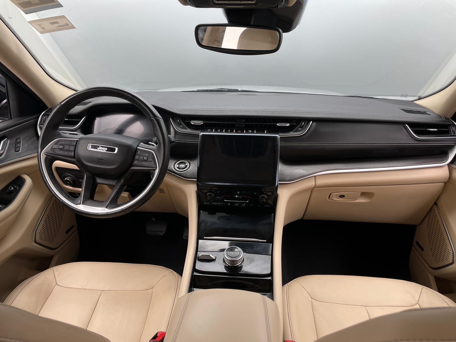 Thumbnail: 2021 Jeep Grand Cherokee L - 2