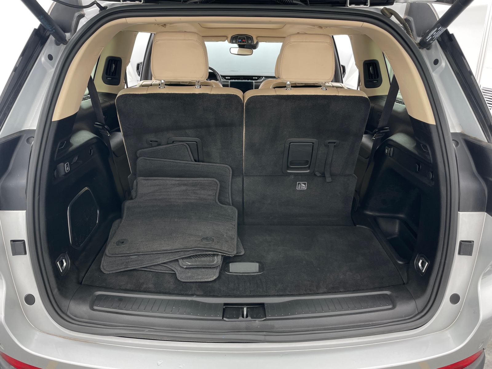 Thumbnail: 2021 Jeep Grand Cherokee L - 6