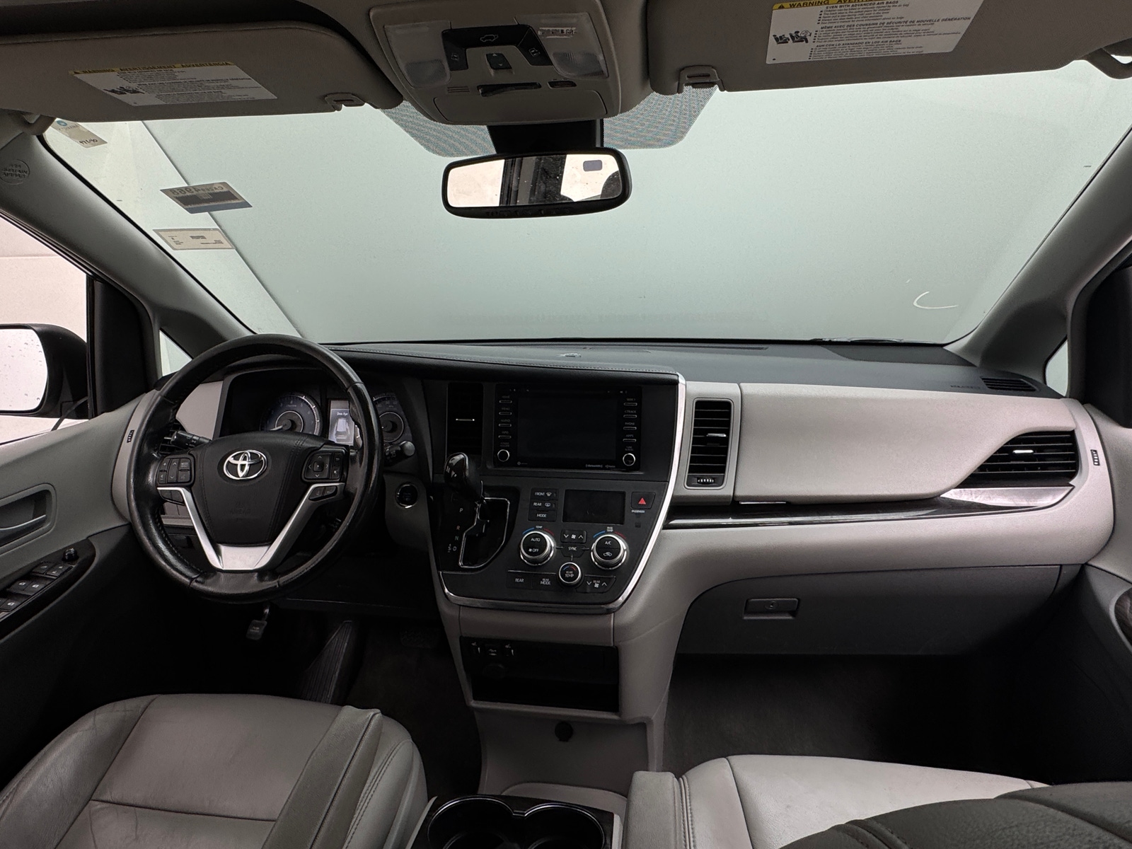 Thumbnail: 2018 Toyota Sienna - 2