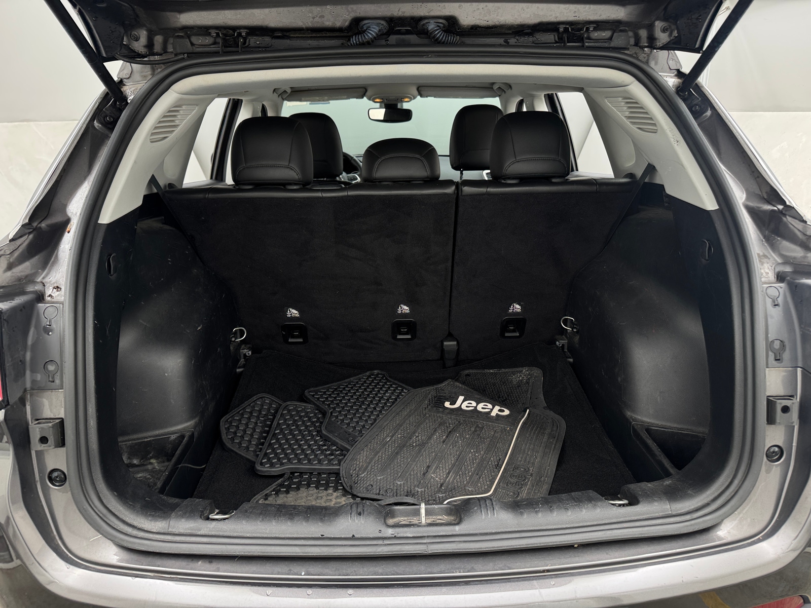 Thumbnail: 2018 Jeep Compass - 7