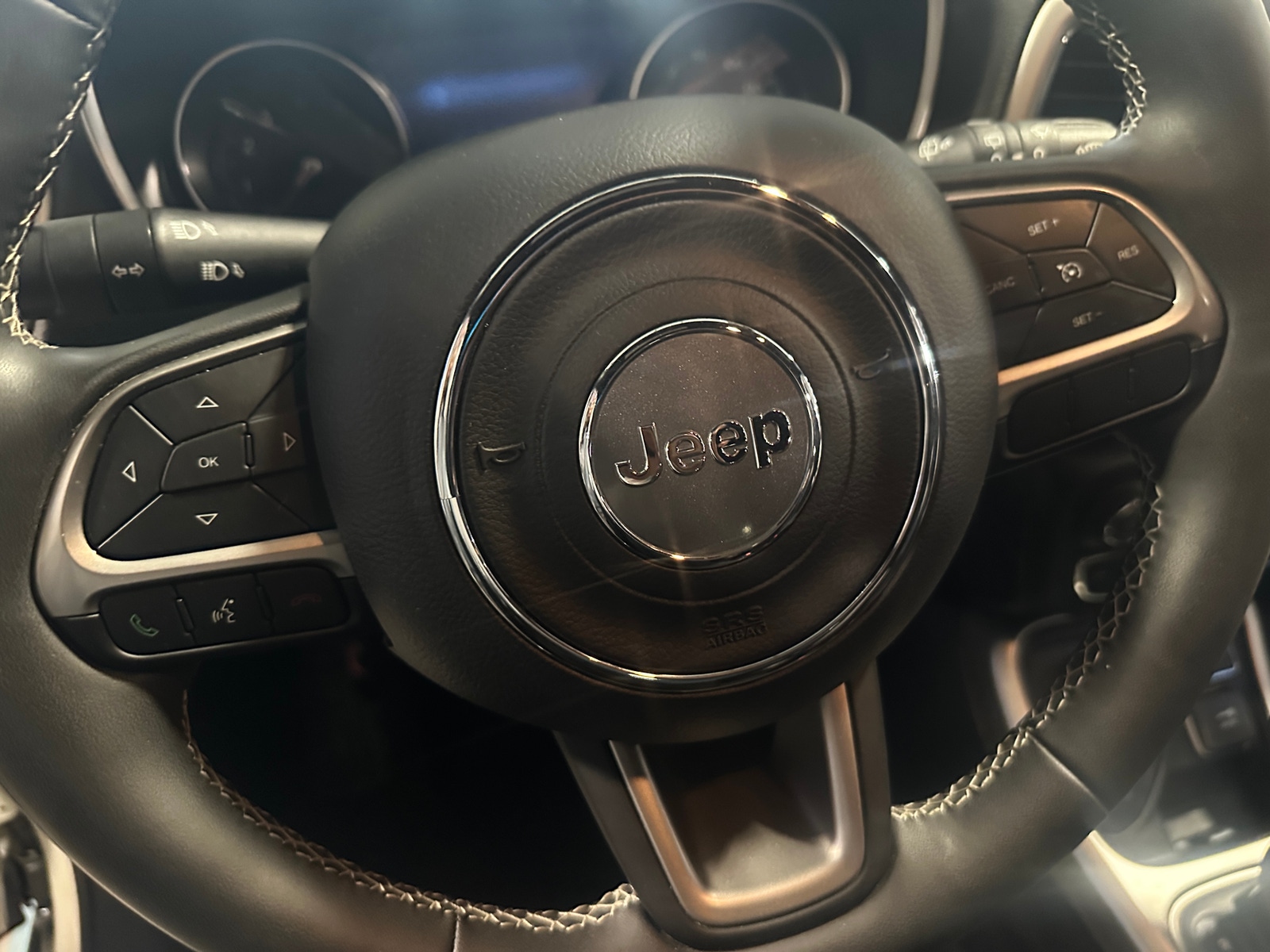 Thumbnail: 2021 Jeep Compass - 4