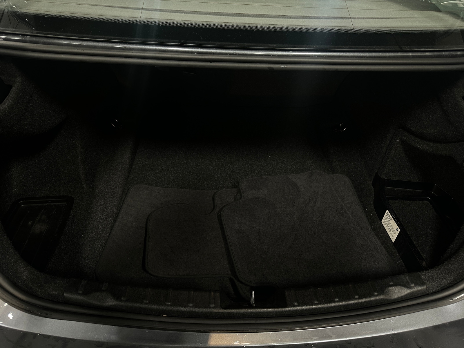 Thumbnail: 2018 BMW 3 Series - 6