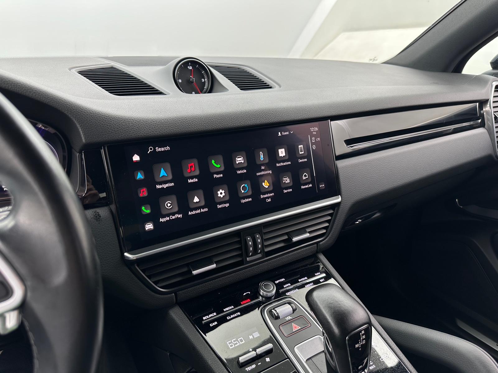 Thumbnail: 2023 Porsche Cayenne - 3