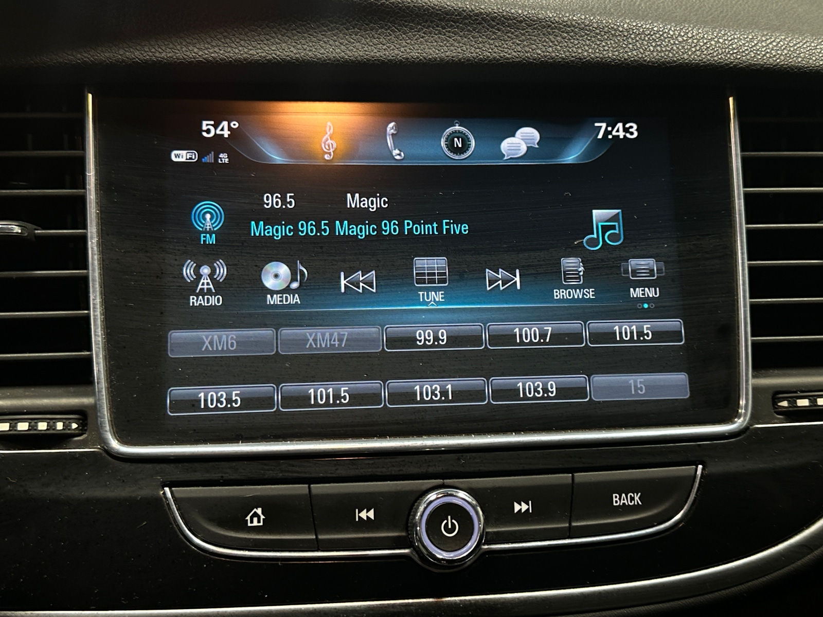 Thumbnail: 2018 Buick Encore - 3