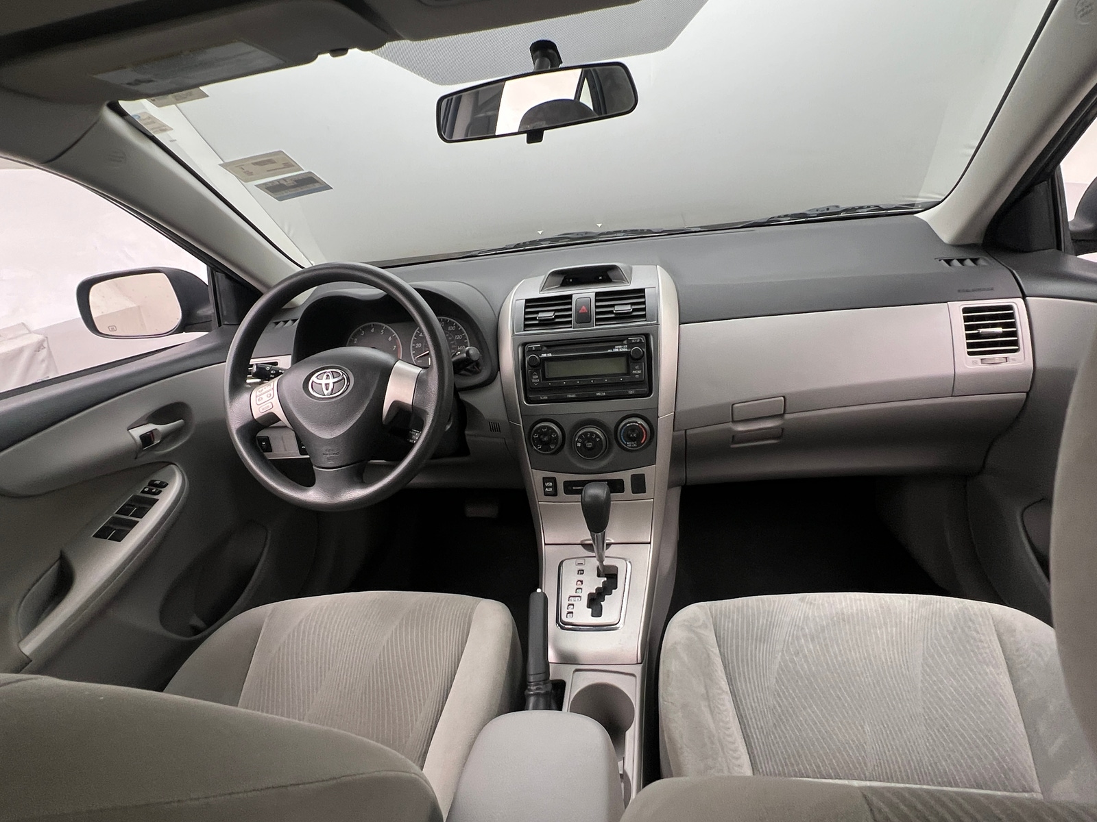 Thumbnail: 2012 Toyota Corolla - 3