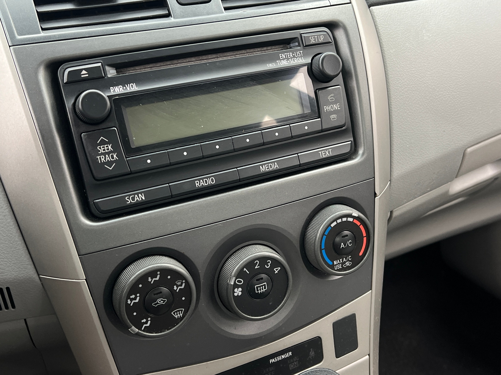 Thumbnail: 2012 Toyota Corolla - 4